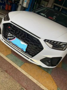 RS4 B9.5 Front grill fit for Audi A4 S4 honeycomb bumper grille with bracket
