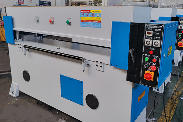 New Delivery for Laser Cutting Machine - XCLP3 Series Auto-balance Precision Four-column Hydraulic Plane Die Press Cutting Machine – Yuanhua