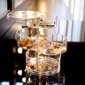 صندوق تخزين مكون من 4 طبقات منظم مستحضرات التجميل والمجوهرات من الأكريليك يدور 360 درجة