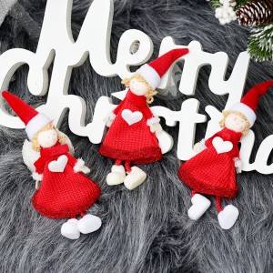 Varëse për dekorimin e pemës së Krishtlindjes me kukulla engjëlli të vogël