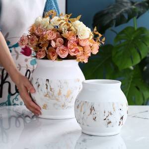 大理石ホワイトゴールド花瓶手作りプロセス装飾品