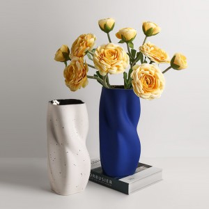 Morandi Twisted Vase Ceramic Home Decor Vase Jumla