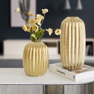 Adornos decorativos de jarrón de cerámica dorados chapados