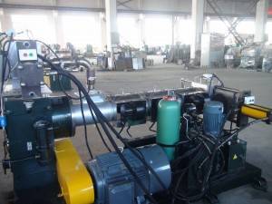 Fully Automatic Plastic Extrusion Machine , PVC Granulating Machine Heavy Duty