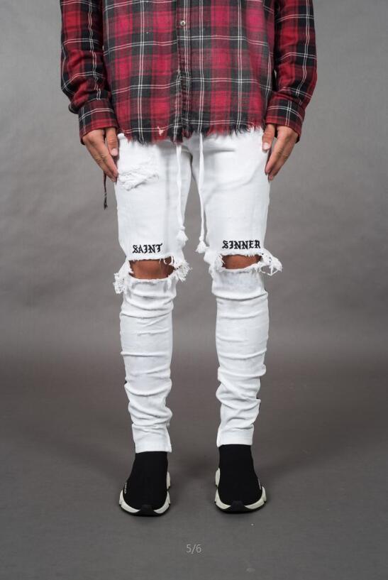 How To Style Barrel-Leg Jeans, 2023