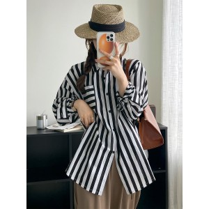 2022 factory custom plus-size women’s lightweight striped shirt