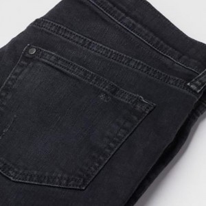New Arrival China  Men′s Fashion Stitching Frayed Straight Denim Jeans