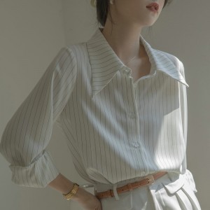 2022 Factory Customized New Plus Size Women’s Fashion Atmospheric Loose Striped Shirts