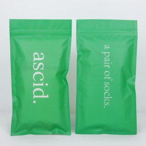 कस्टम लोगो पुनः सील करने योग्य मोज़े पैकेजिंग ज़िप लॉक बैग
