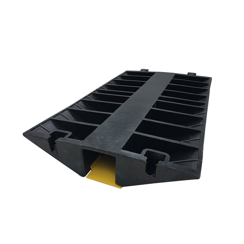 Big 1 Channel Rubber Cable Protector Ramp-1XC10/1XC11 Featured Image