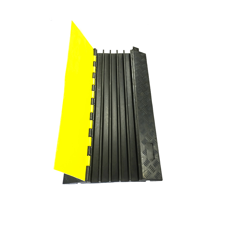 5 Channel Rubber Cable Protector Ramp-5XC02/5XC03 Featured Image
