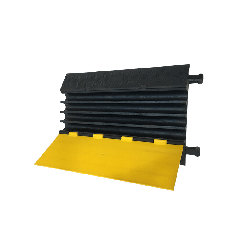 4 Channel Rubber Cable Protector Ramp-4XC01 Featured Image