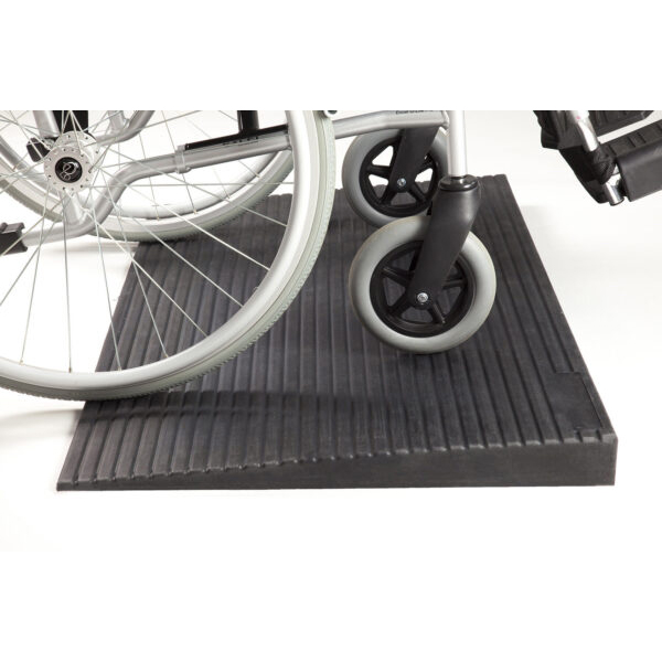 Гумена рампа за праг на инвалидна количка-серия TRD