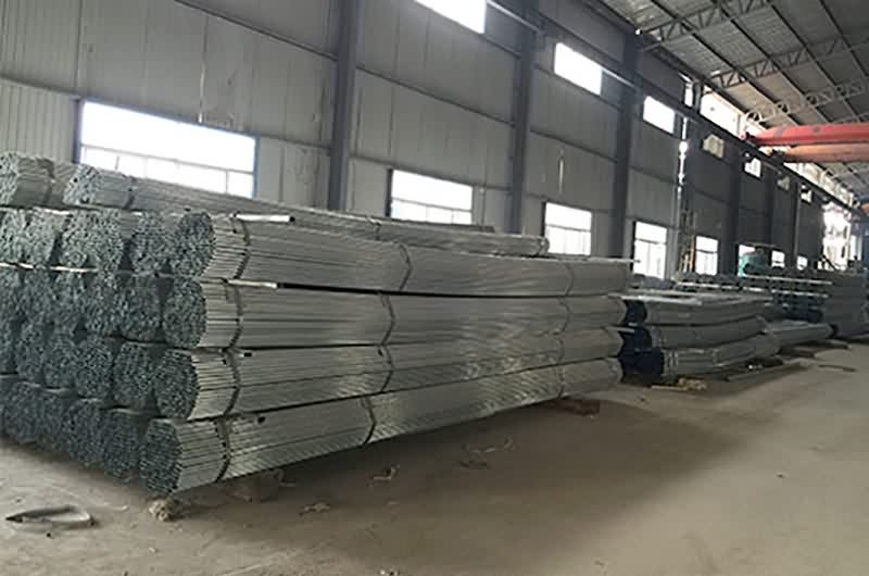 OEM/ODM China Galvanized pipe Export to Hungary