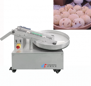 Автоматска машина за обложување со брашно