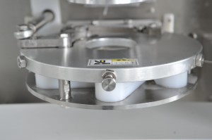 Triple Hopper Tvöfaldur litur Mooncake Encrusting Machine