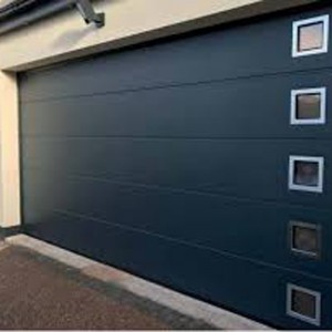 Učinkovita automatska garažna vrata za velike prostore
