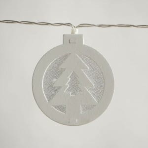 Natural Materials Round White Wooden Christmas Tree Pattern String Light