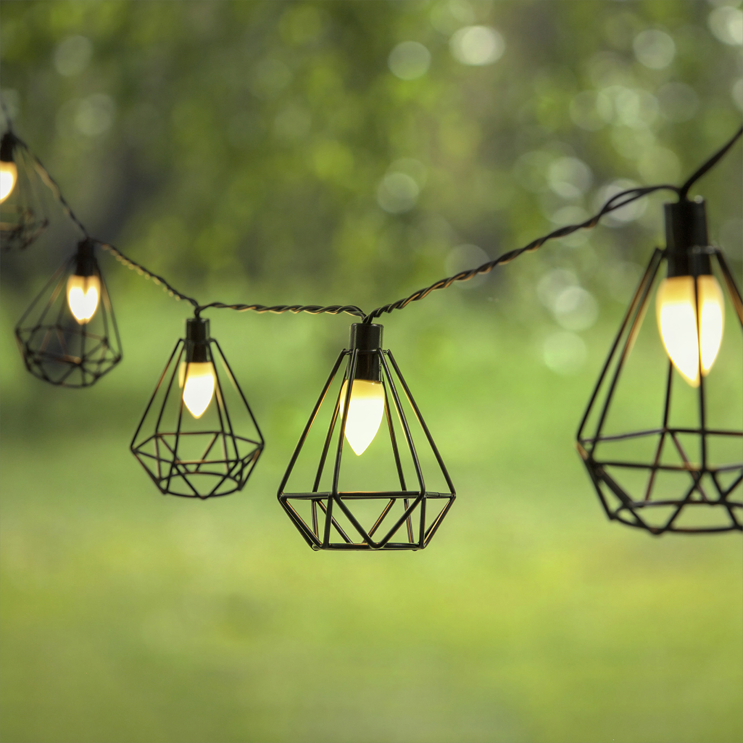 Matt Black Diamond String Lights Wholesale Solar Powered Outdoor String Lights | ZHONGXIN Featured Image