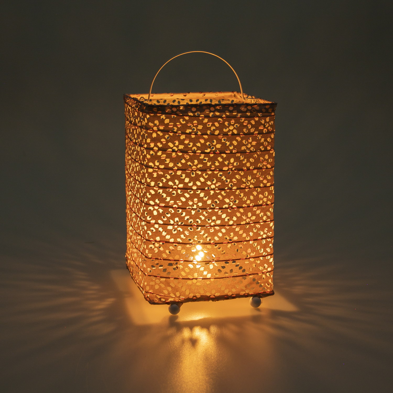 Wholesale Tabletop Solar Lanterns for Patio Decorative Collapsible Lantern | ZHONGXIN Featured Image