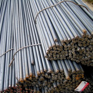 Barres d'armature en acier déformées laminées à chaud, vente en gros, 6mm, 8mm, 10mm, 12mm, 16mm, 20mm, pour les chantiers de construction