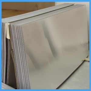 Placas de follas de aluminio de aliaxe protexidas con película de PVC azul de boa calidade para materiais industriais