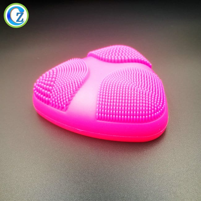 OEM Manufacturer Color Change Silicone Wristband - Portable FDA Silicone Facial Brush New Arrival Facial Instrument Silicone Cleansing Brush – Zichen detail pictures
