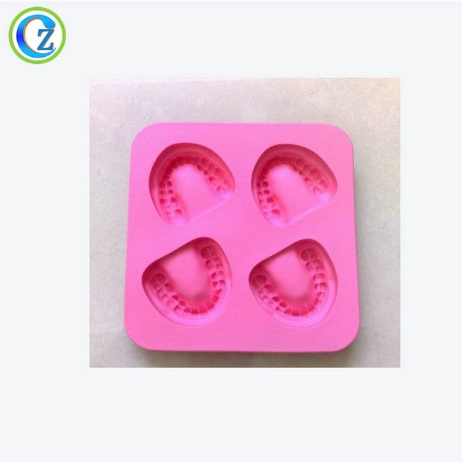 Factory wholesale Silicone Collapsible Cups - Tress Shapes Christmas Silicone Ice Cube Tray Custom Silicone Ice Cube Trays with Lid – Zichen