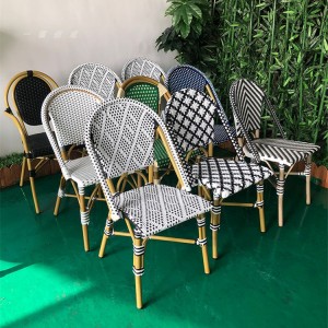 Набори меблів для плетених ротангових столів і стільців для відкритого двору
