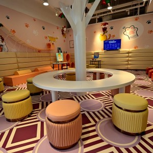Perabotan Area Publik Komersial yang disesuaikan, meja dan kursi untuk Kedai Kopi Perpustakaan Hotel, taman anak-anak