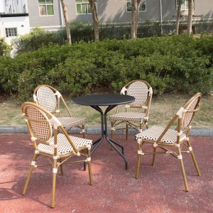 Dārzs Restorāna komplekts Mēbeles PE rotangpalmas pīts krēsls