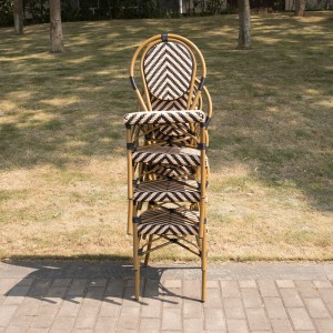 Cadeira portátil para móveis de jardim em vime preto para restaurante ao ar livre