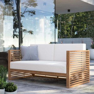 Esszimmerstuhl aus Holz. Esszimmermöbel aus Teakholz